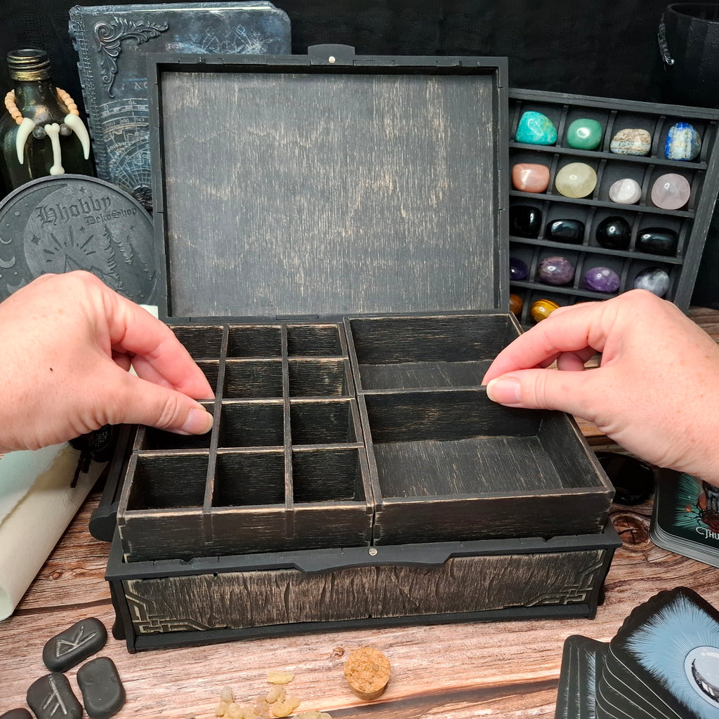 The precision-fit removable organizers lift out smoothly while staying securely in place, making your ritual tools easy to organize and access.
